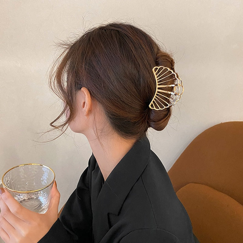 Metal Hair Claw - Shop with Ameera