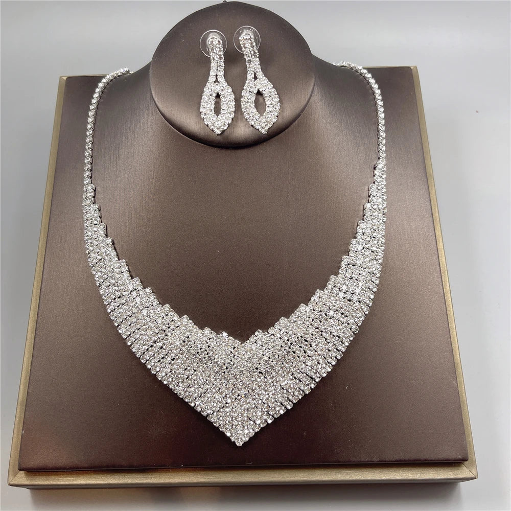 Exquisite Jewellery Set - Shop with Ameera