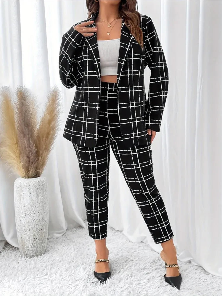 Plus Size Plaid Suit