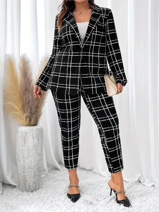 Plus Size Plaid Suit